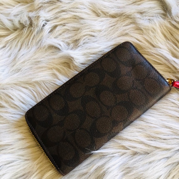 NWT Coach Signature Cherry zip around wallet - Picture 4 of 6